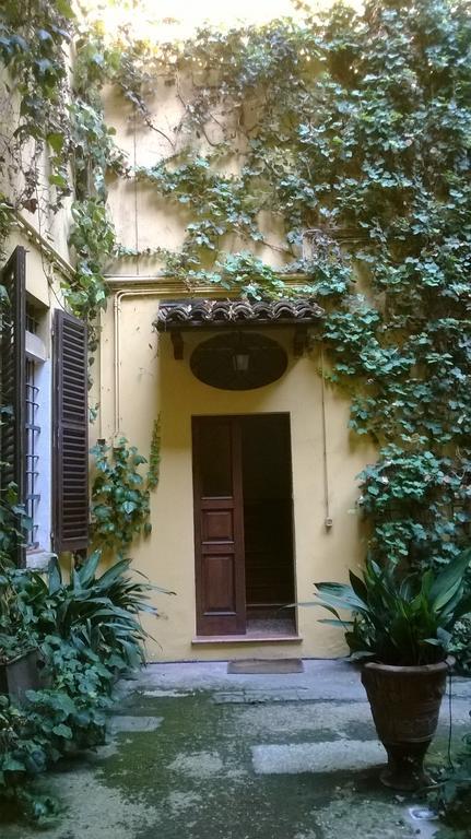 The Frog'S Hideaway Apartment Болоня Екстериор снимка